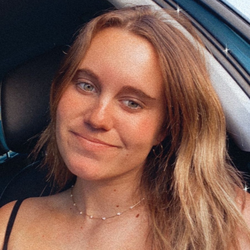 Meet your Posher, Nicole